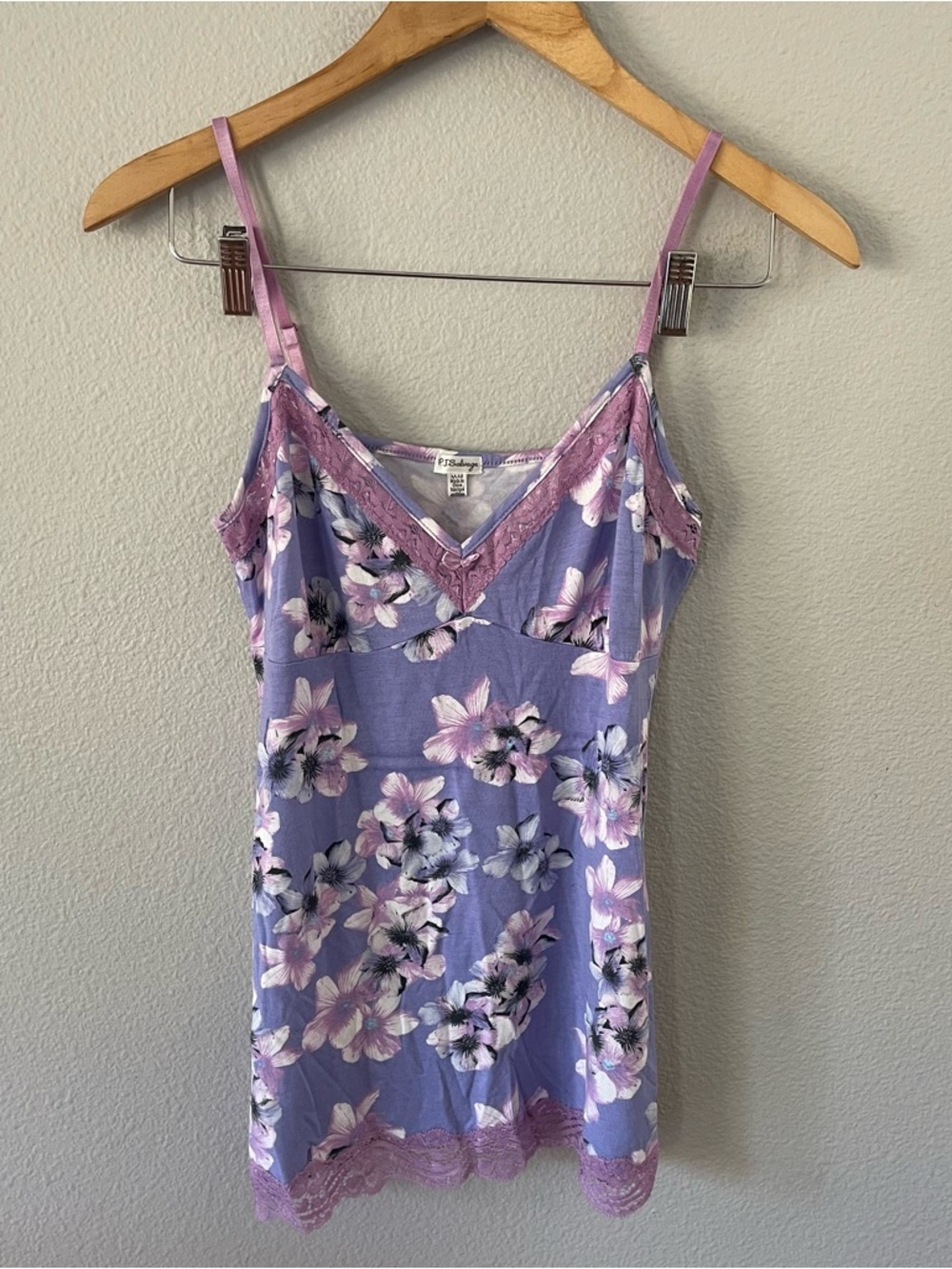 P.J. Salvage Floral Cami Top Adjustable Straps Lace Trim Size M NWT Lilac